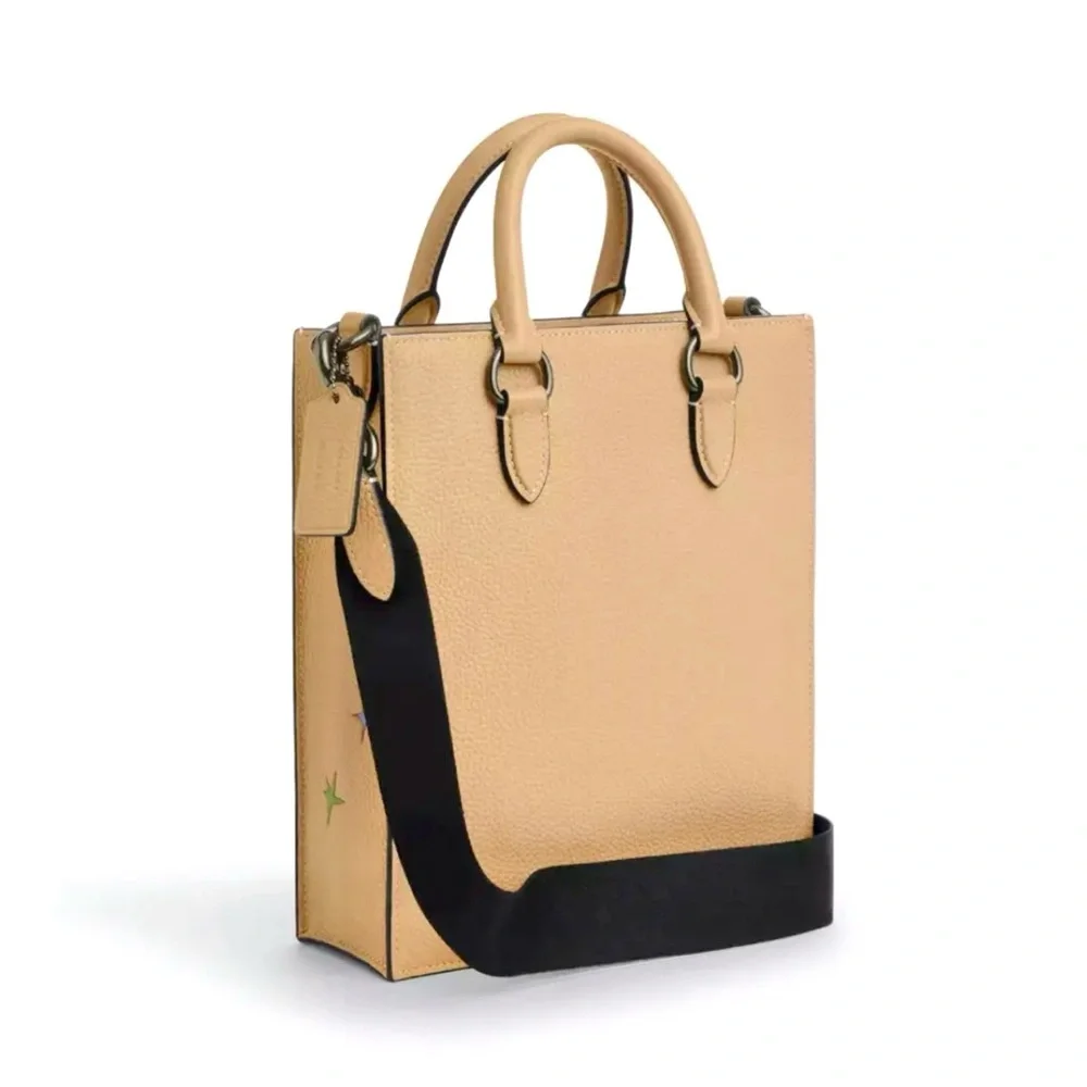 Coach X Special Edition Observed By Us Dylan Leather Tote w/Gunmetal - Picture 4 of 16